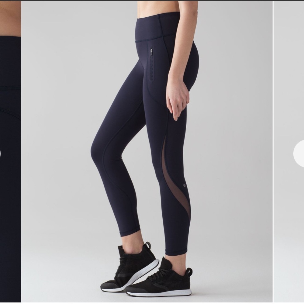 Lululemon Invigorate 7/8 Tight
Midnight Navy Size 6